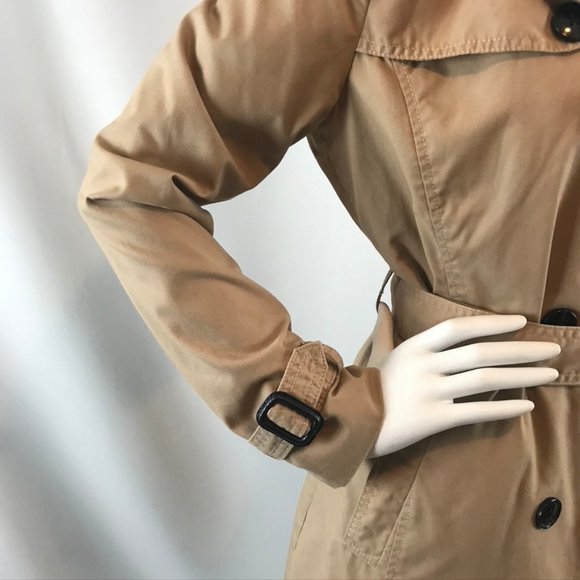 Classic trench coat - Picture 3 of 11